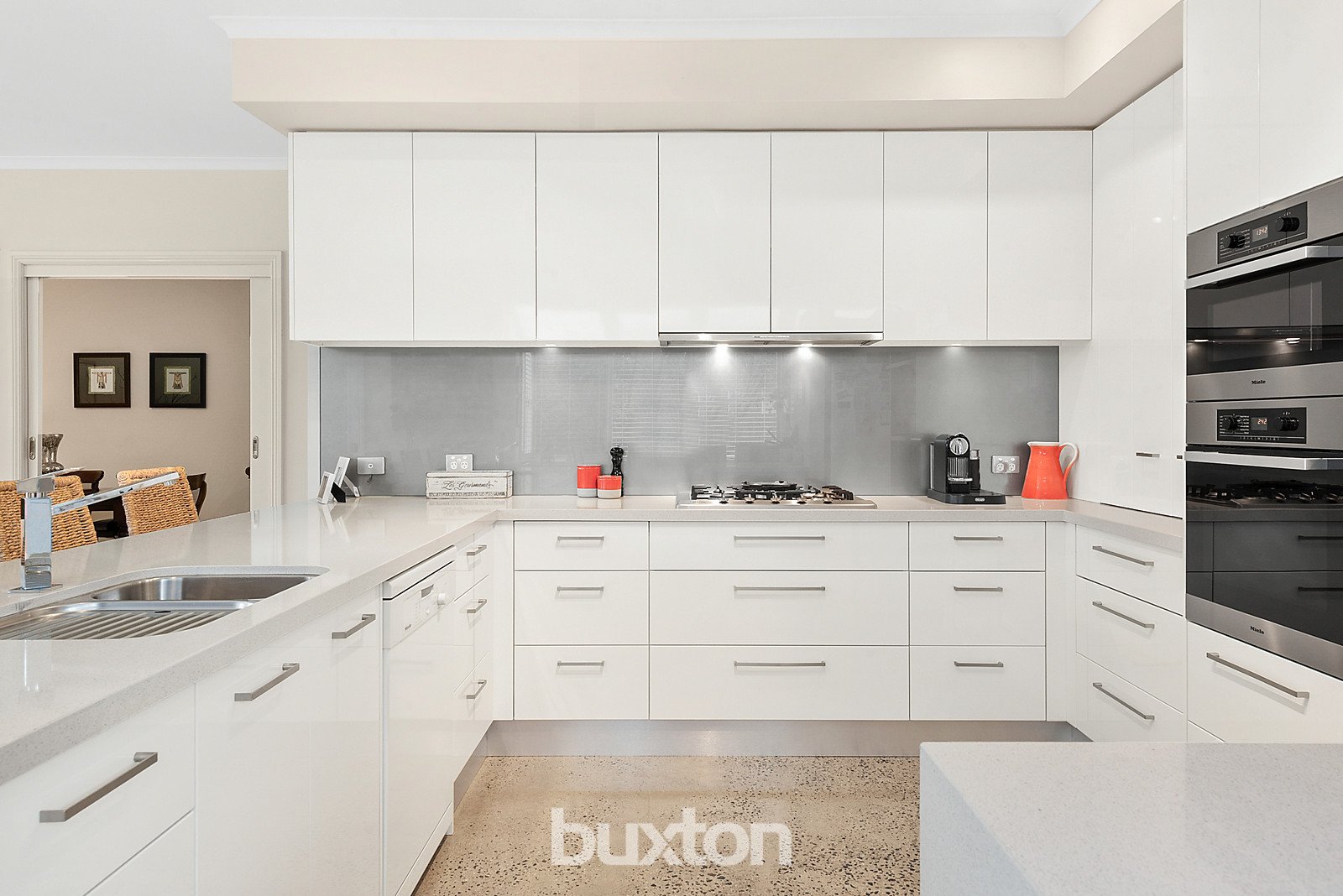 Gallery: 6 Dunwinnie Court