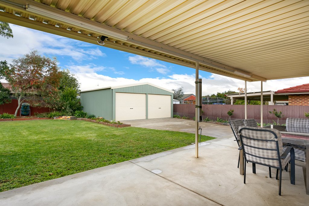 6 Eaton Street FLOWERDALE 9