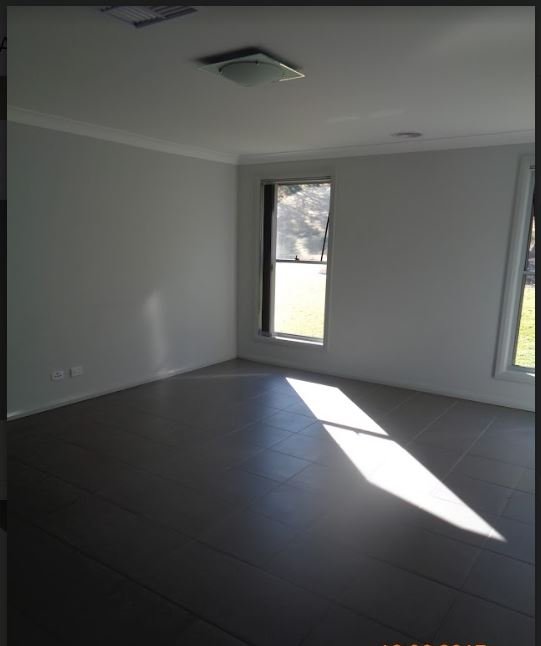 6 Eberlin Place TUMUT 3