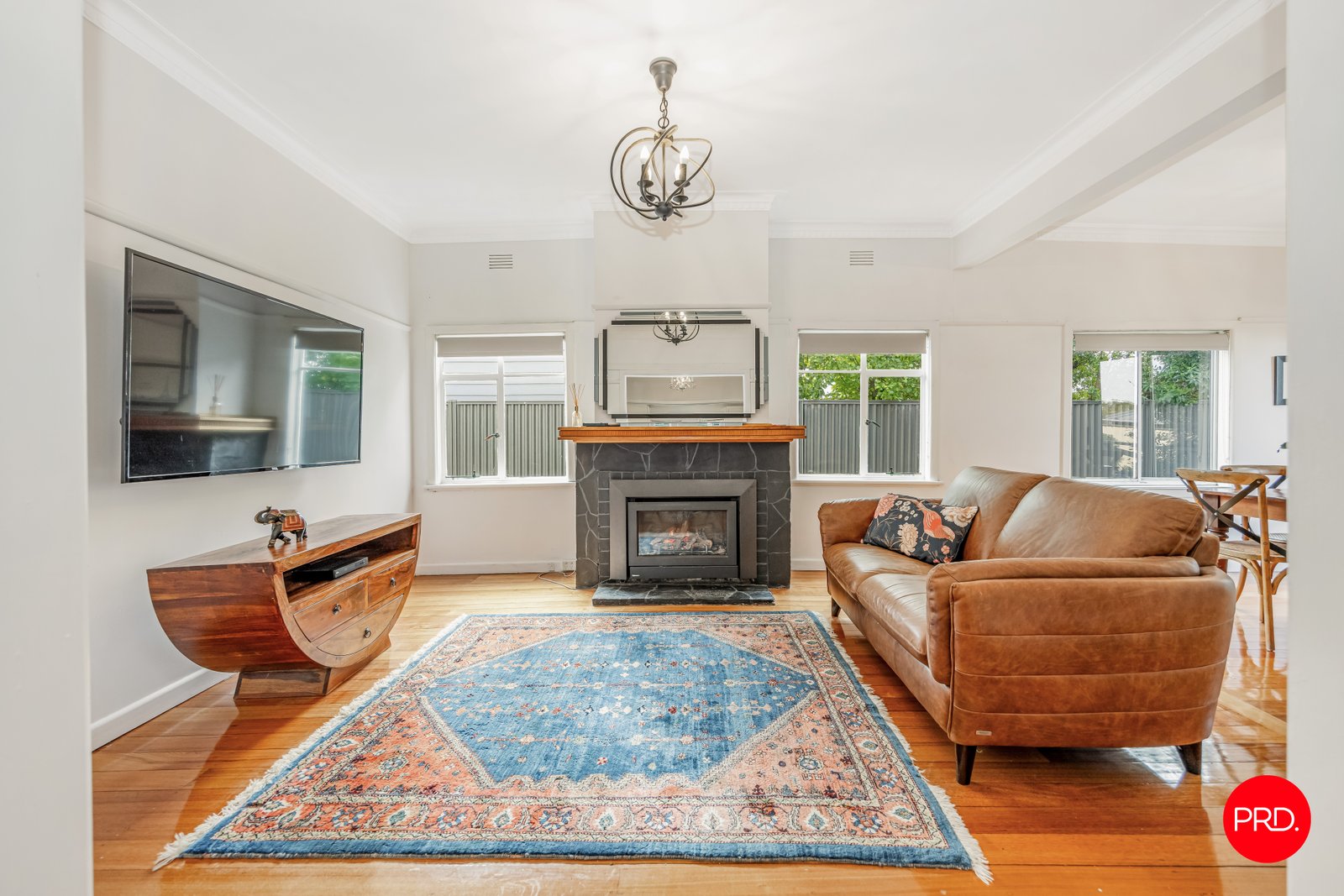 6 Edgecombe Street KYNETON 3