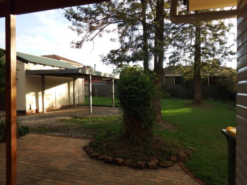 6 Edward Street TAMWORTH 6