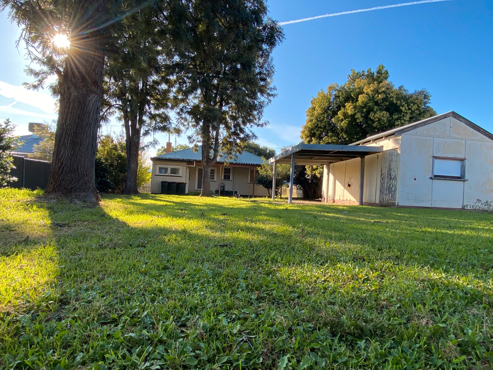 6 Edward Street TAMWORTH 6