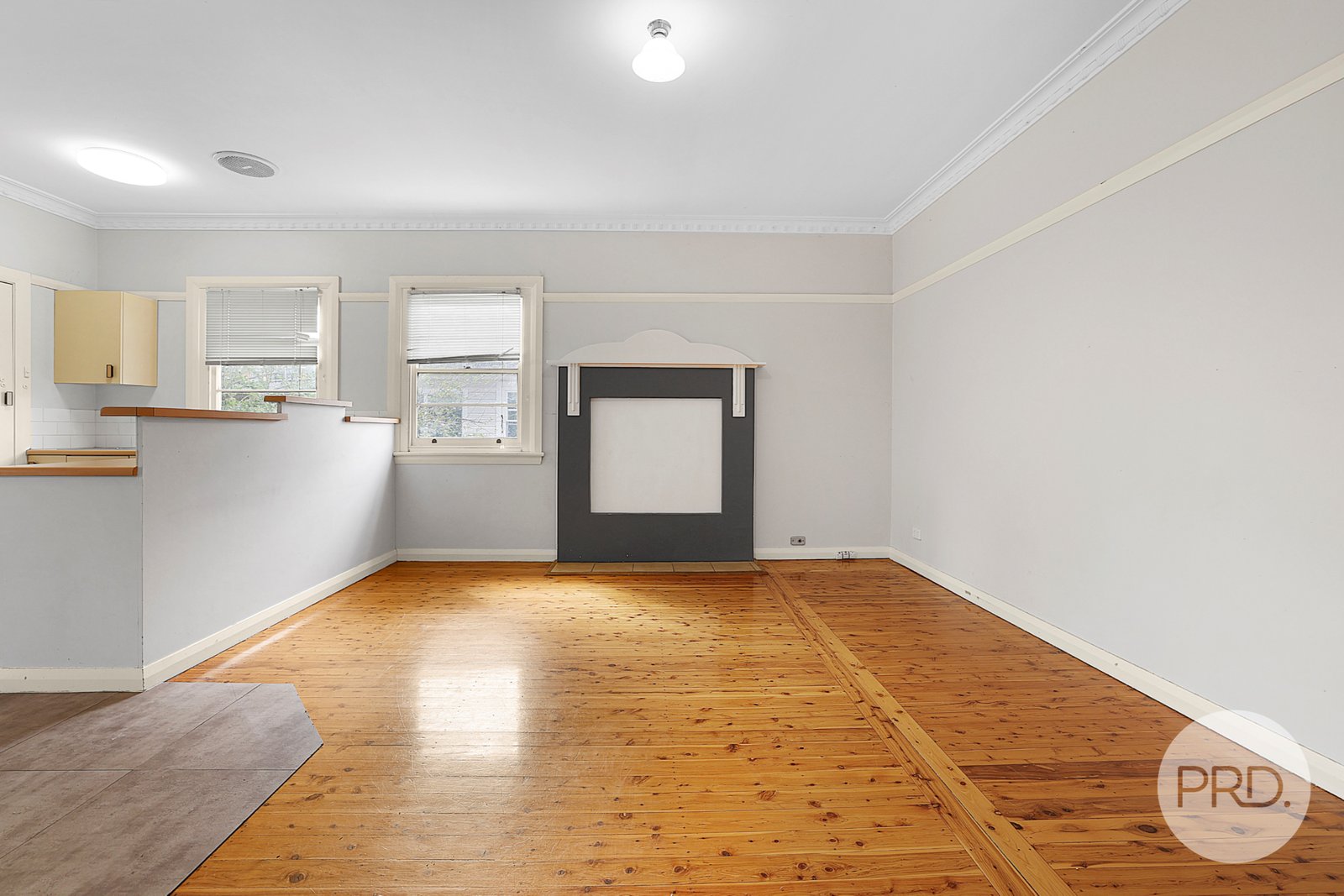 6 Edward Street TAMWORTH 8