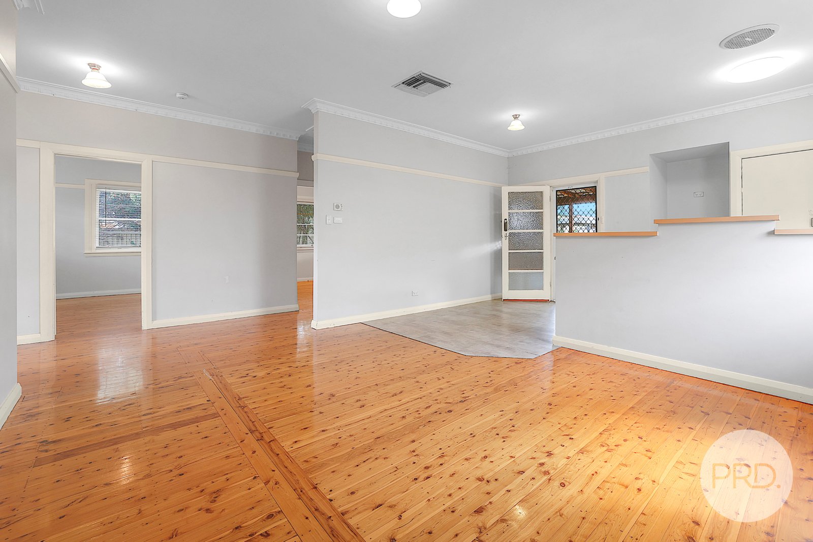 6 Edward Street TAMWORTH 9