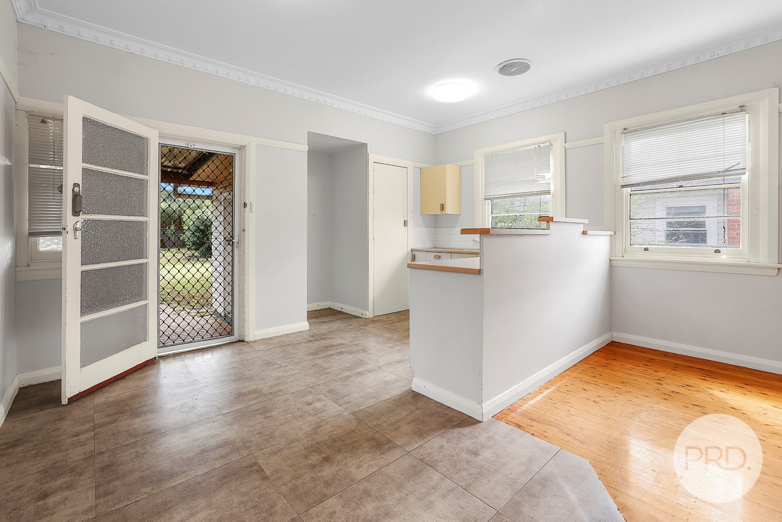 6 Edward Street TAMWORTH 10