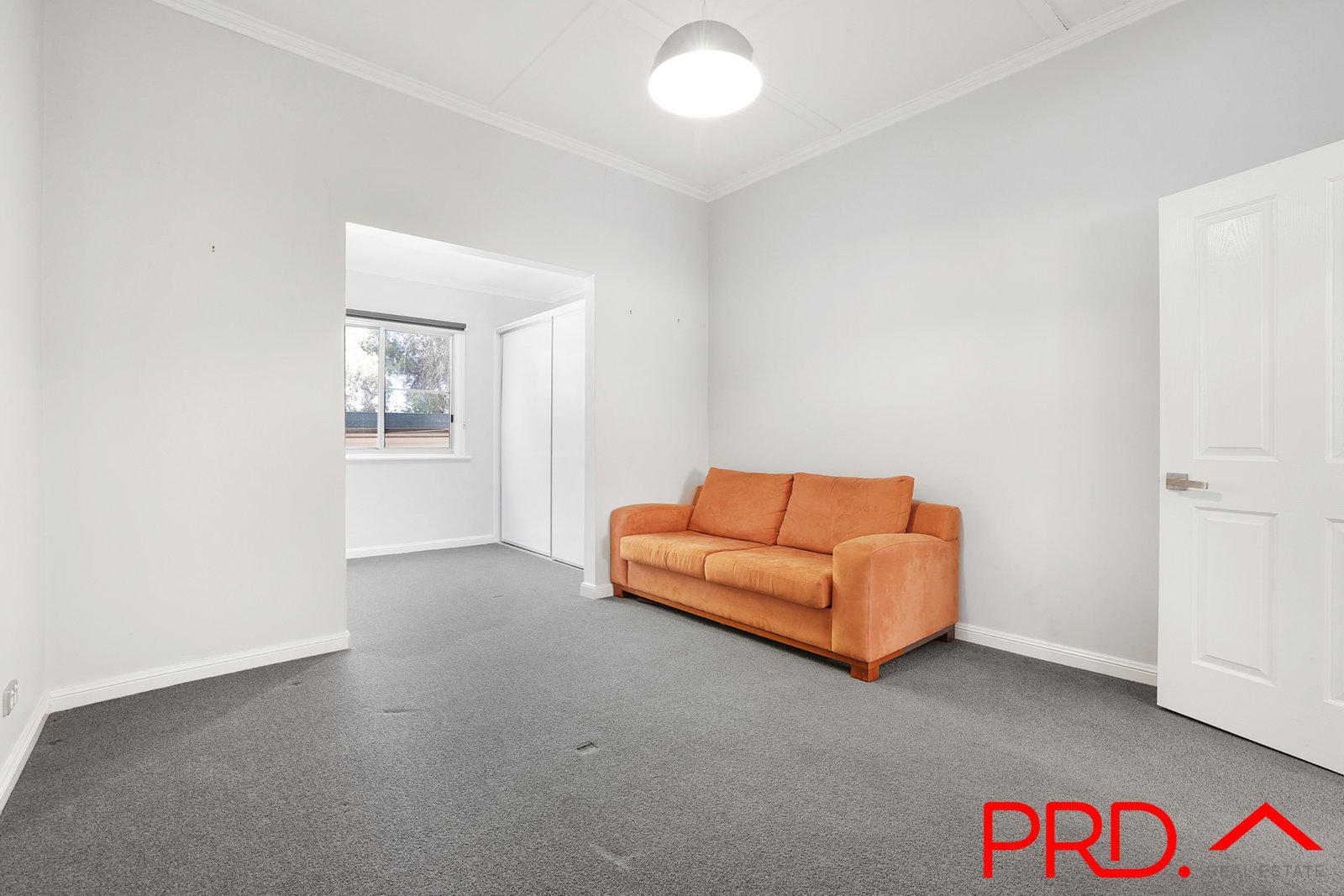 6 Elizabeth Street TAMWORTH 12