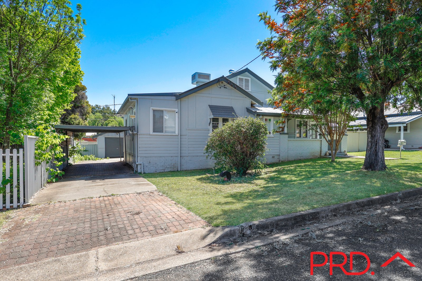 6 Elizabeth Street TAMWORTH 17