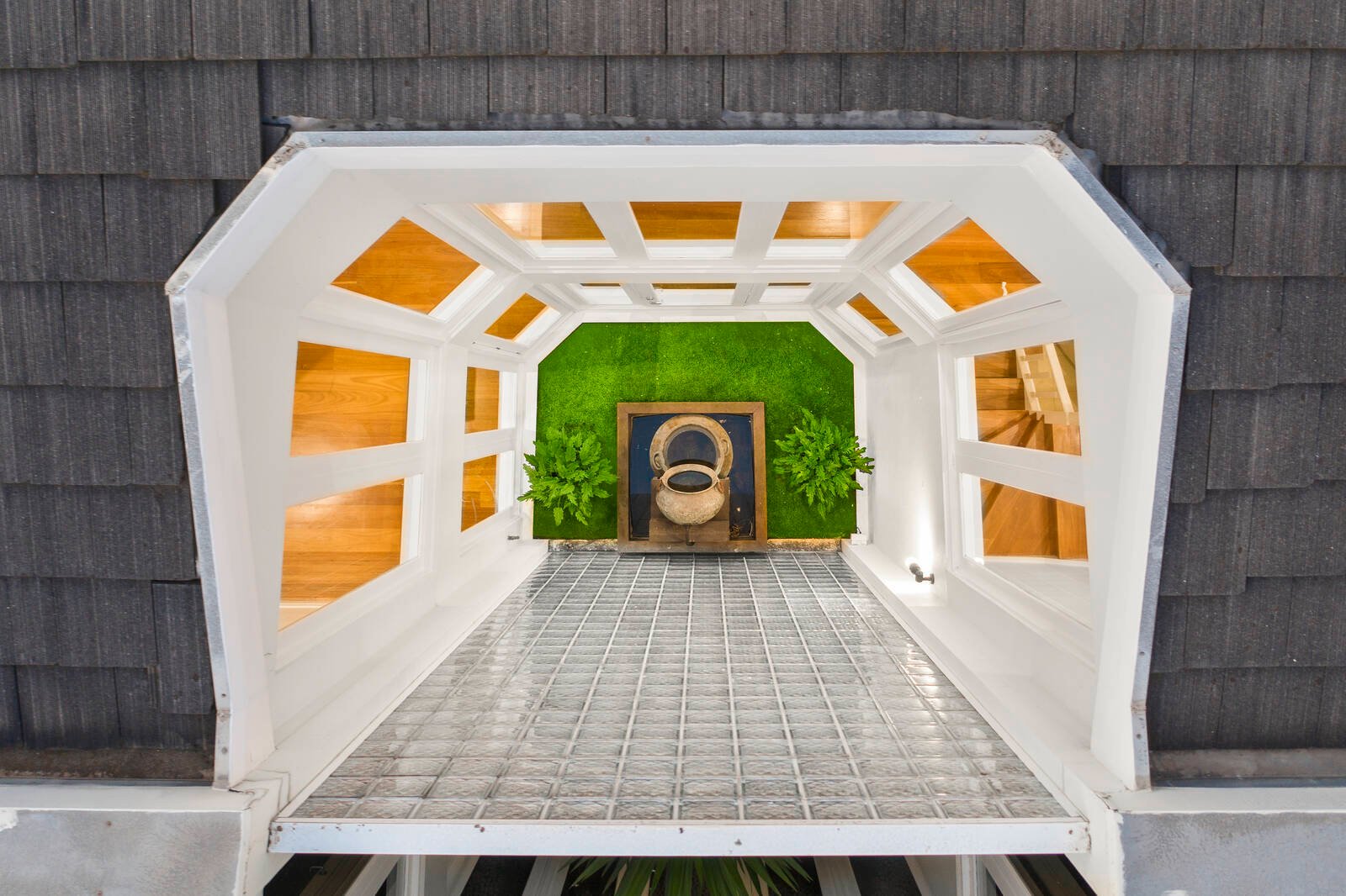 Real Estate and Property in 6 Ellerslie Place, Toorak, VIC