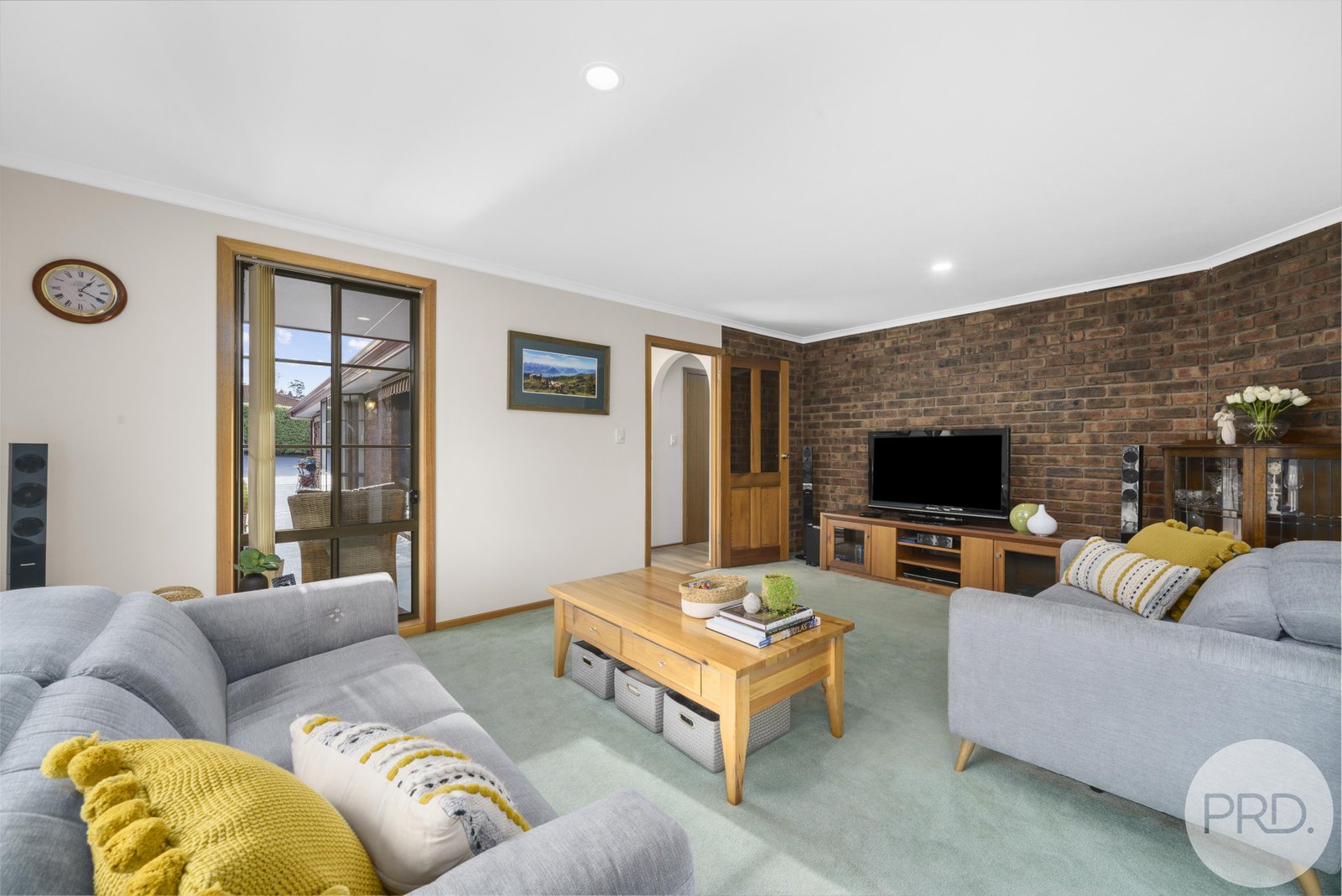 6 Ellie Court OLD BEACH 8