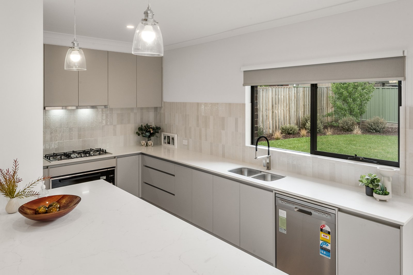 Real Estate and Property in 6 Ellison Street, Woodend, VIC