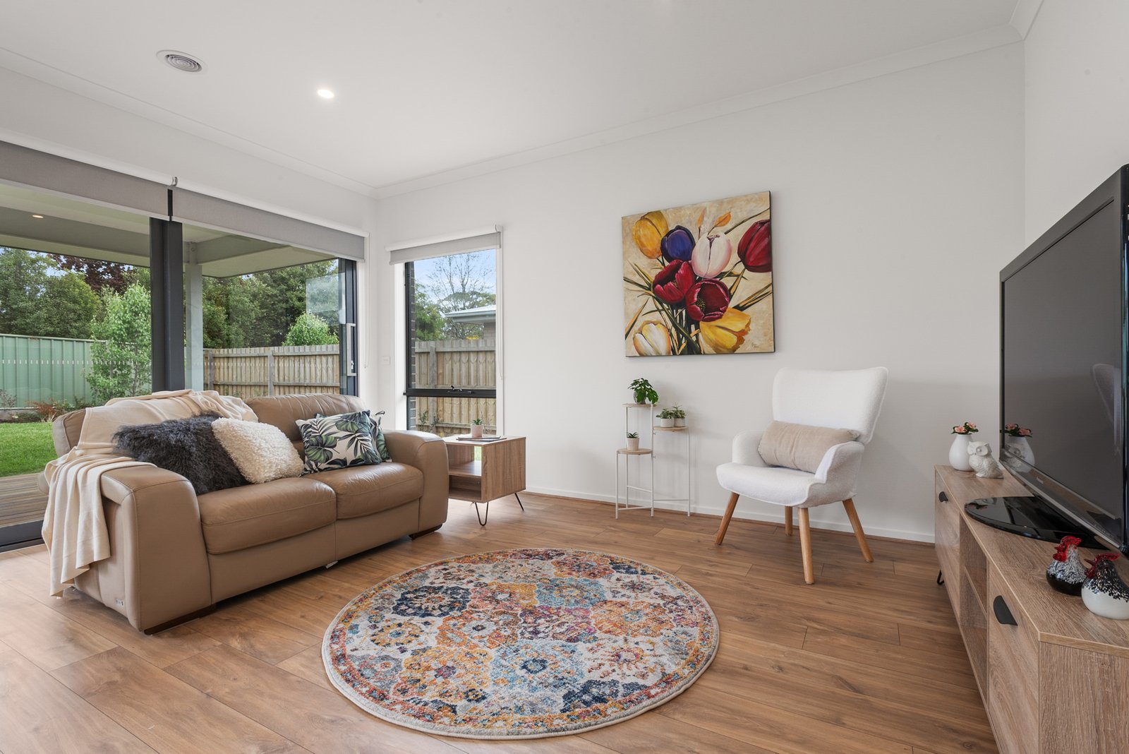 Real Estate and Property in 6 Ellison Street, Woodend, VIC