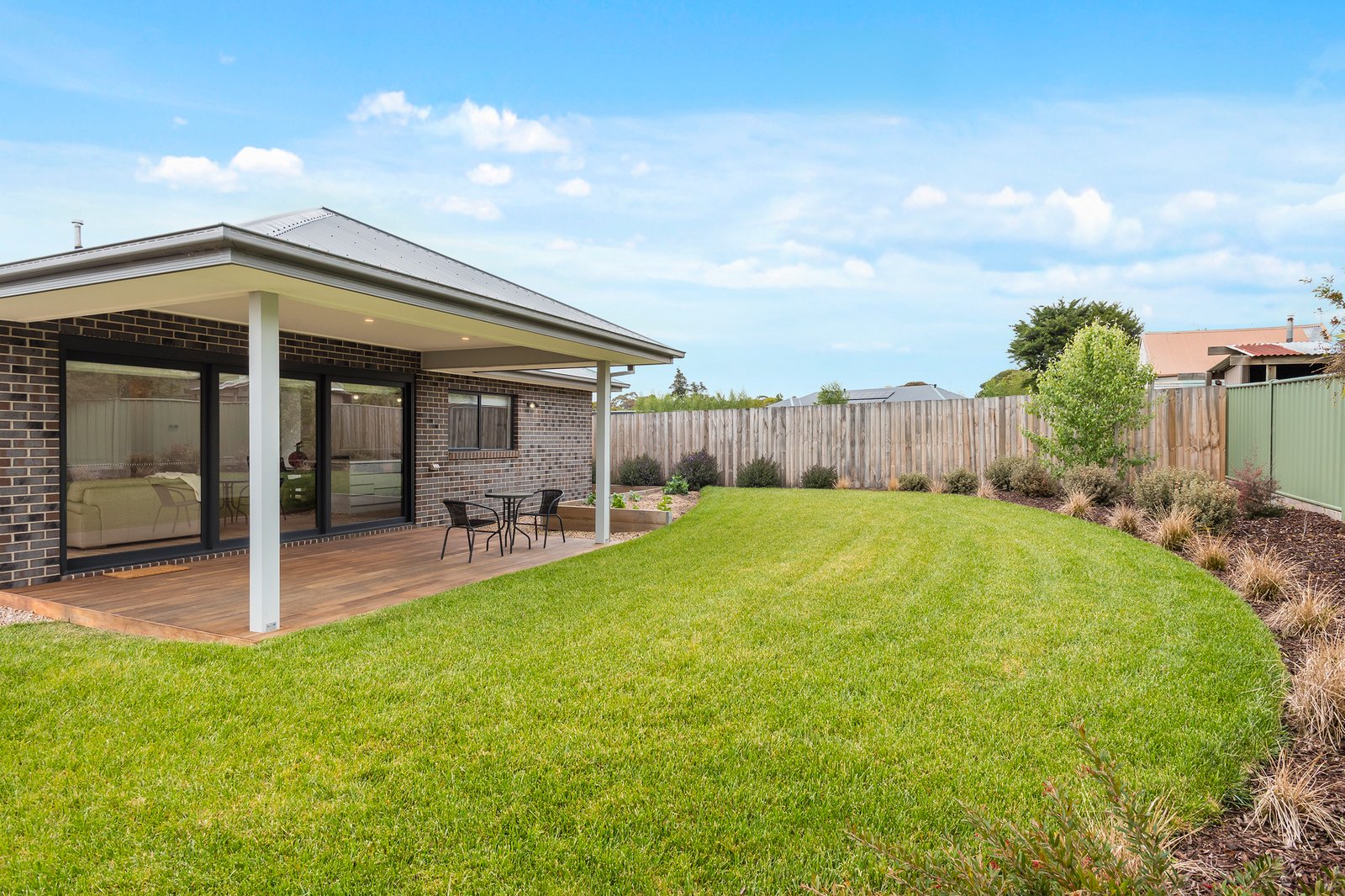 Real Estate and Property in 6 Ellison Street, Woodend, VIC