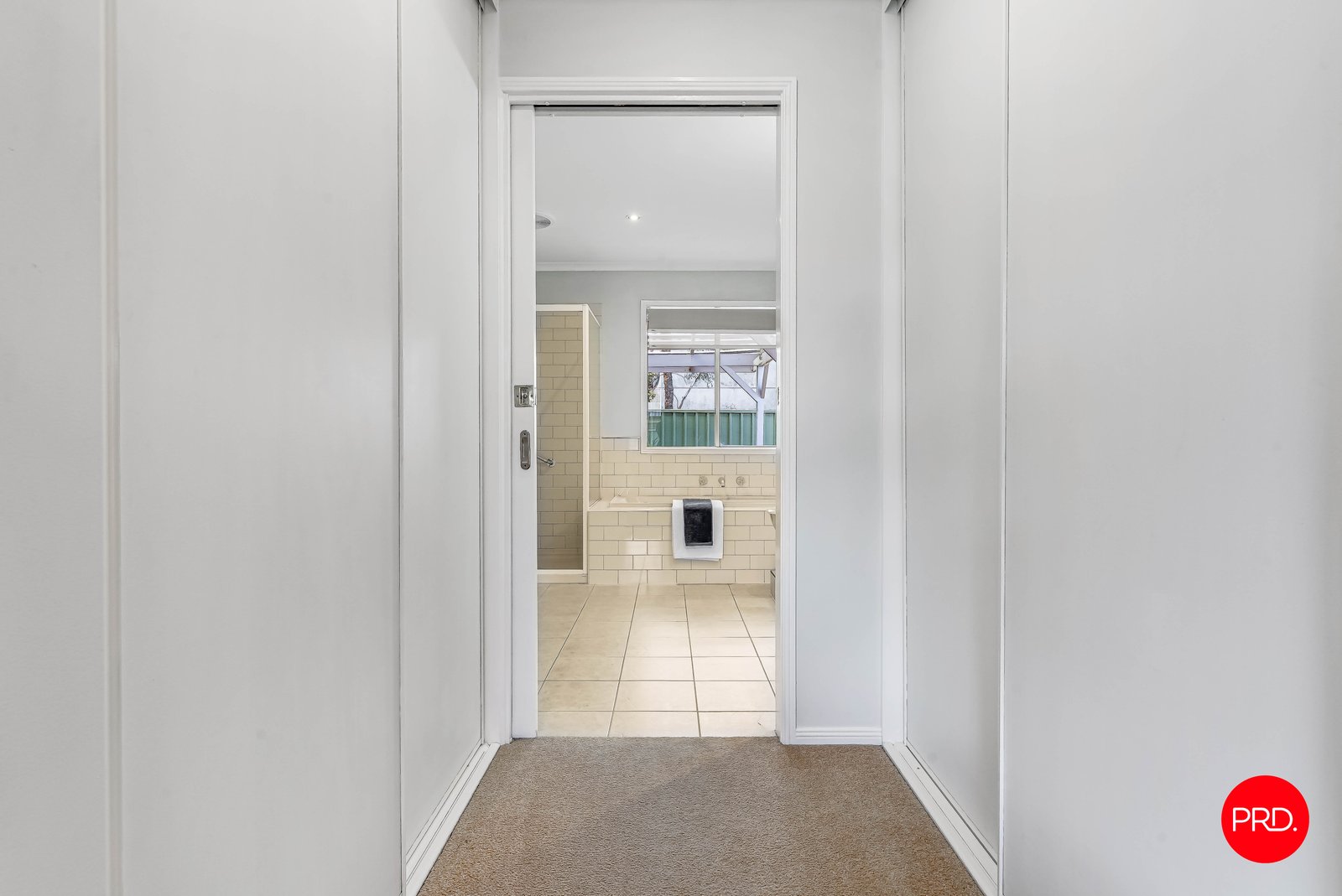 6 Emerald Place EAST BENDIGO 9