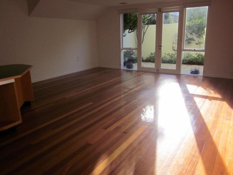 Gallery: 6 Emerald Street