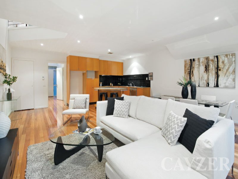 Gallery: 6 Emerald Street