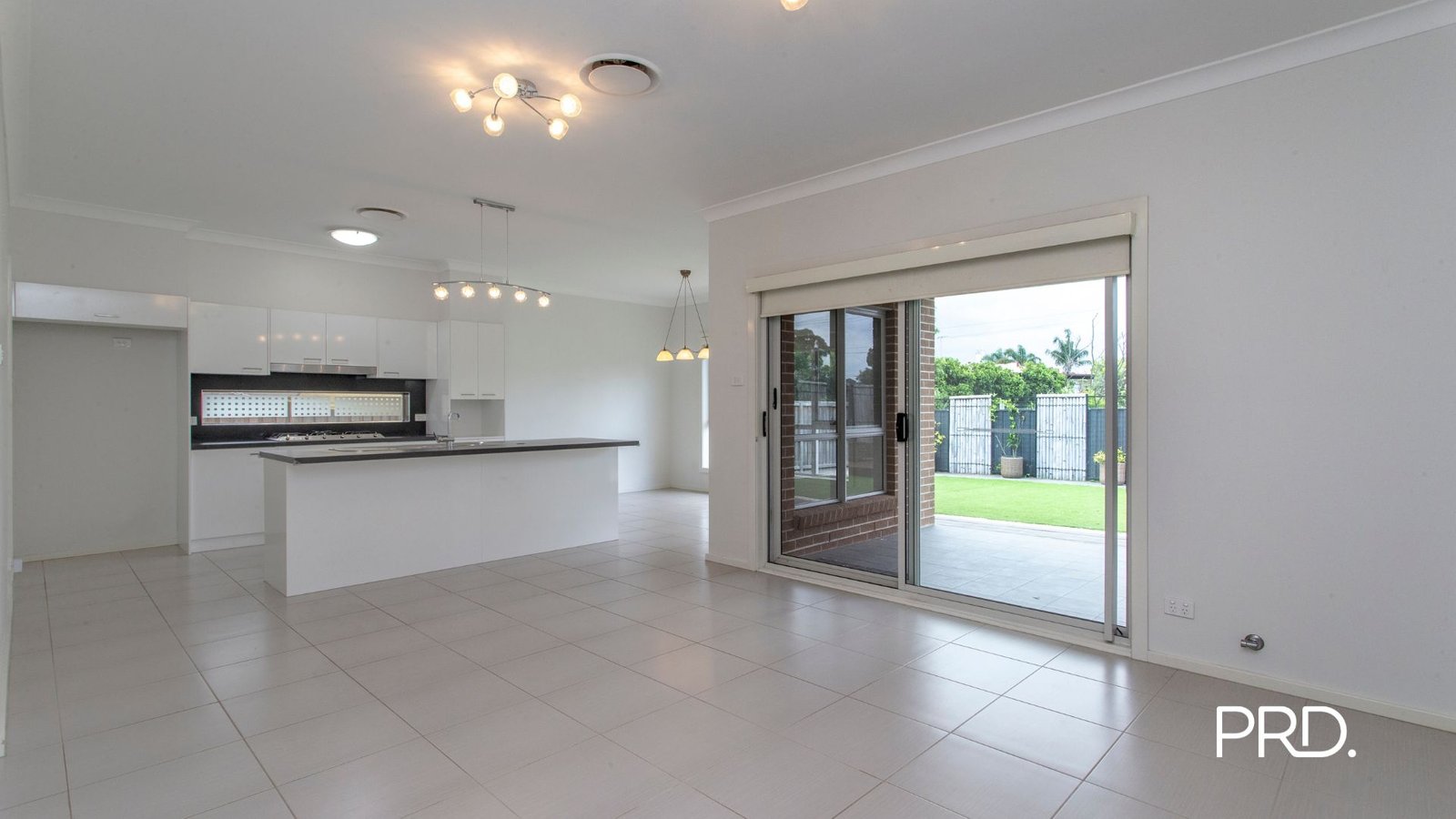 6 Empire Cct  Penrith 6