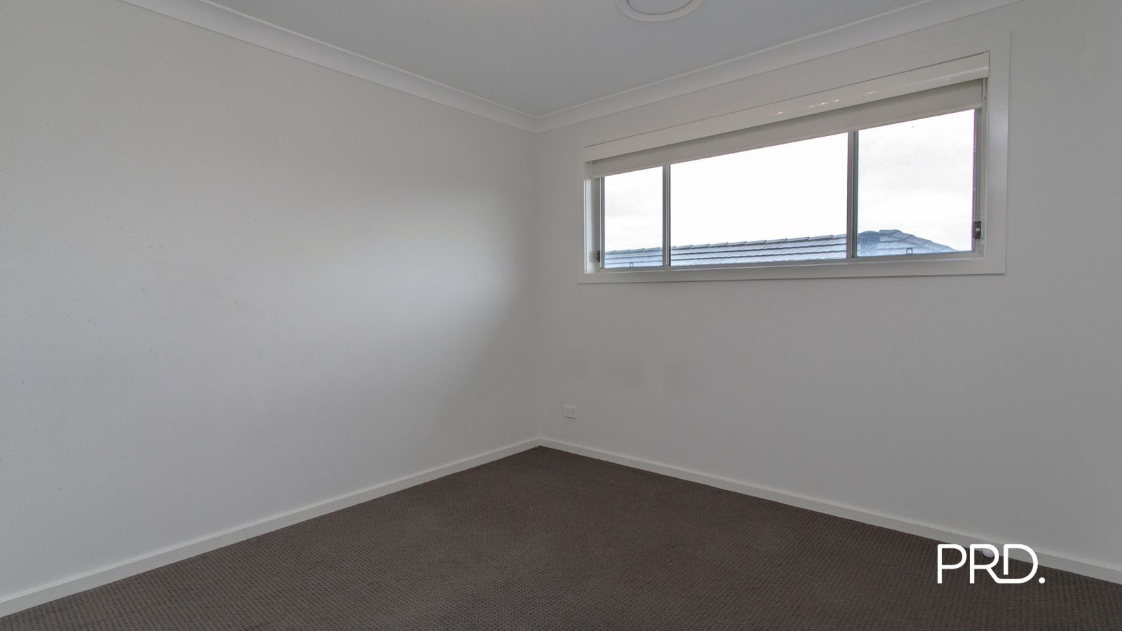 6 Empire Cct  Penrith 9