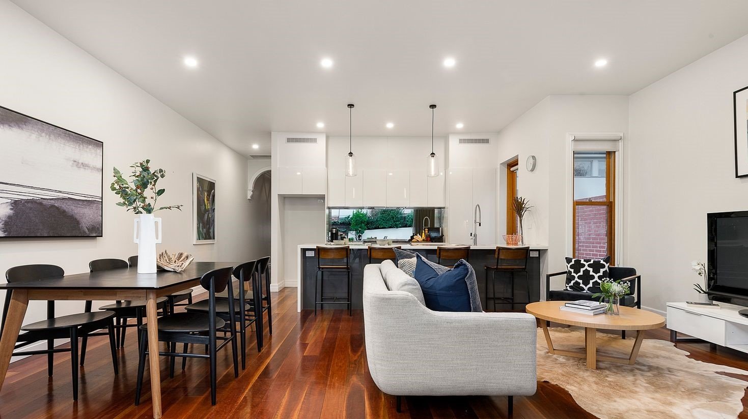 Gallery: 6 Erskine Street