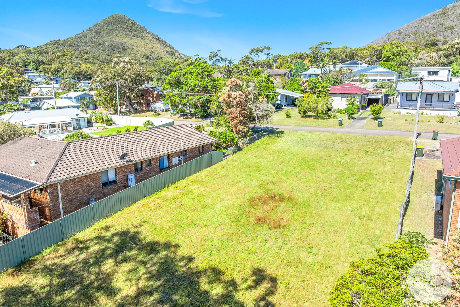 6 Essendene Road SHOAL BAY 13