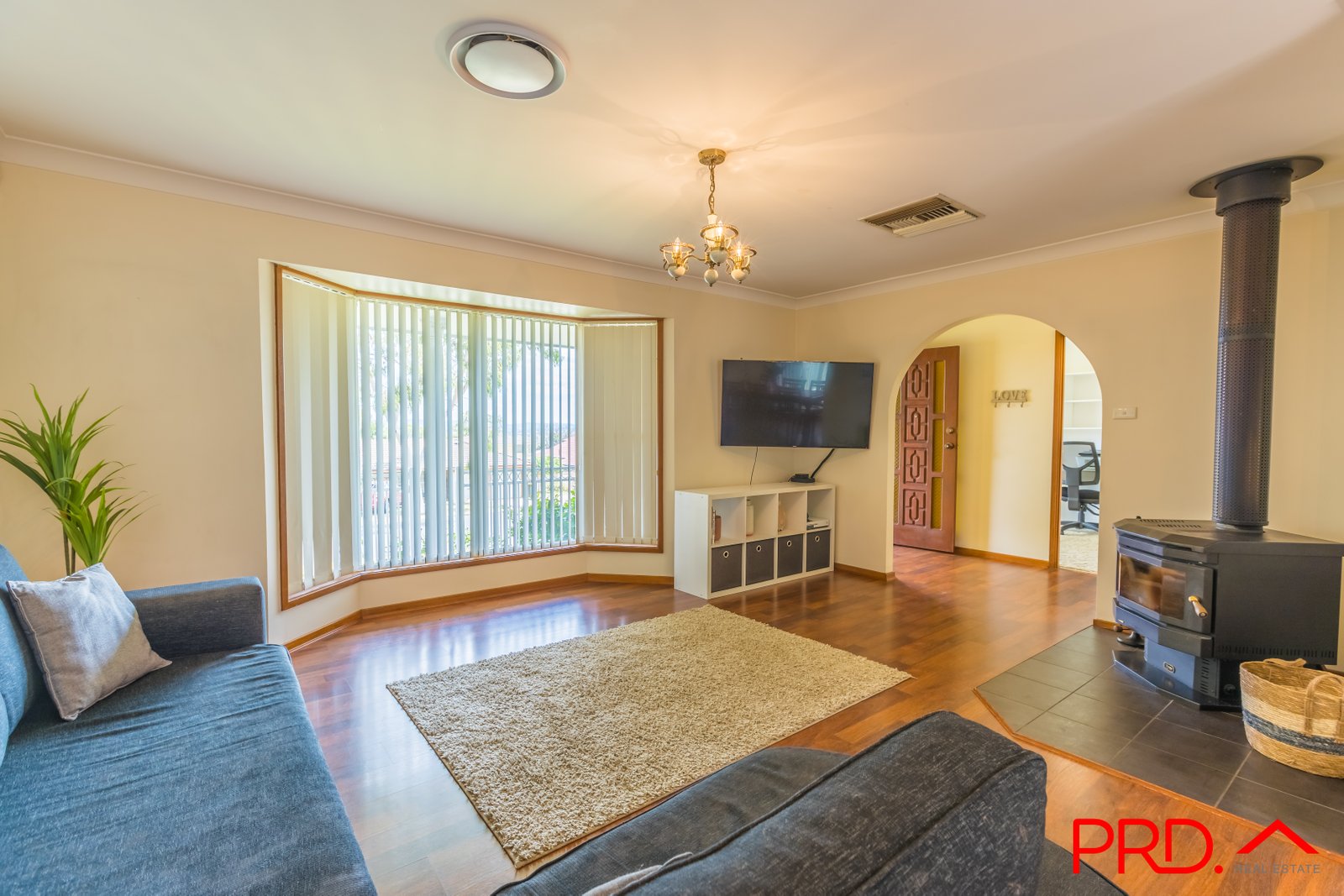 6 Eucalypt Avenue TAMWORTH 6