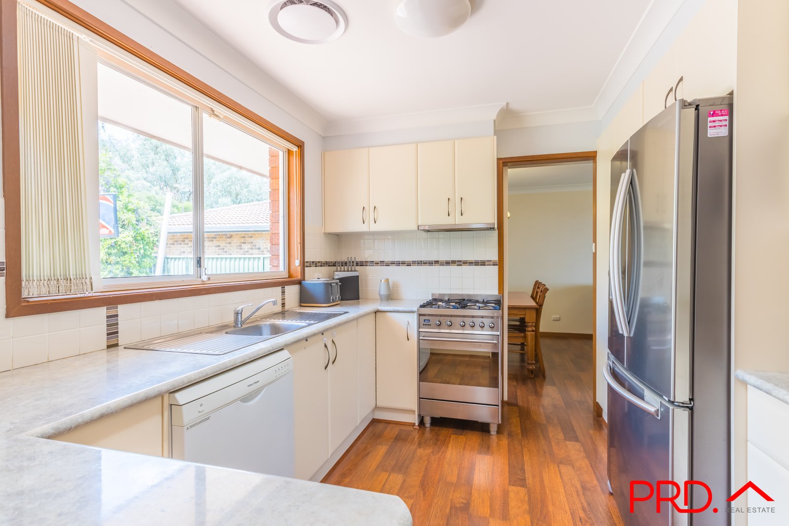 6 Eucalypt Avenue TAMWORTH 7