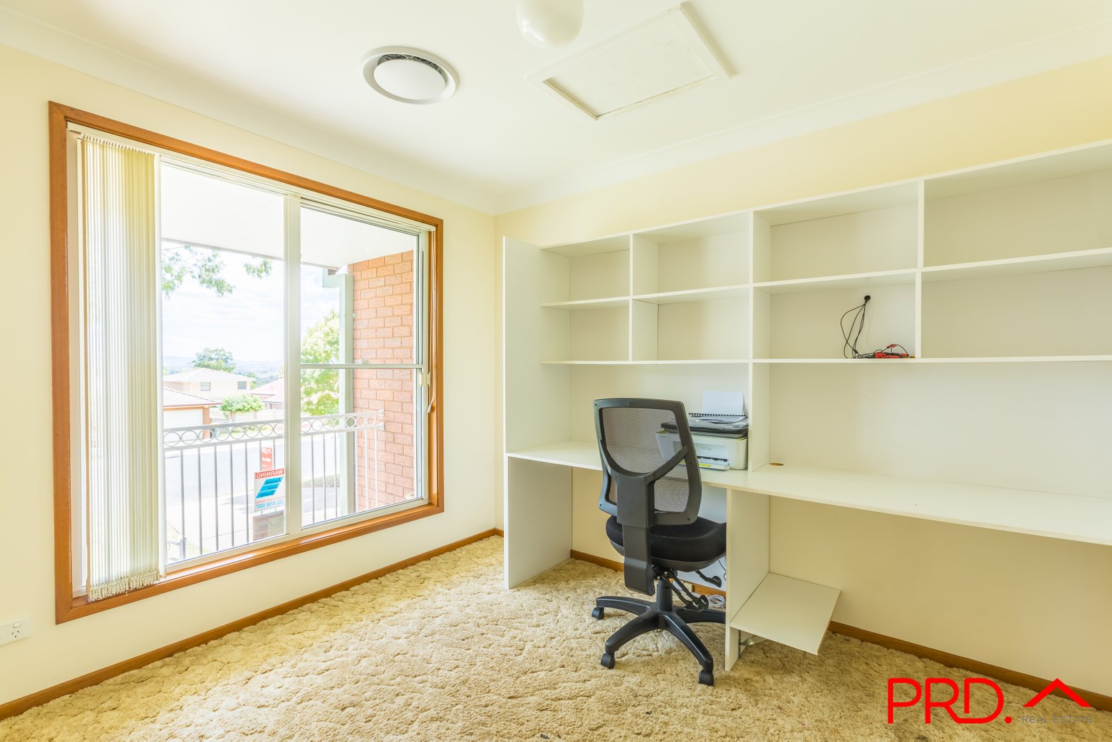 6 Eucalypt Avenue TAMWORTH 9