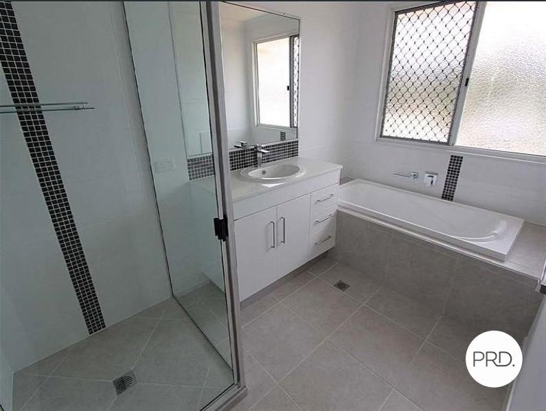 6 Eugenie Court GLEN EDEN 5