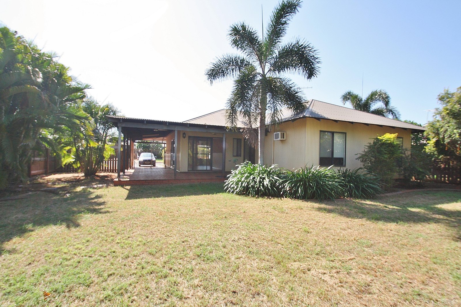 6 Euro Way DJUGUN 14