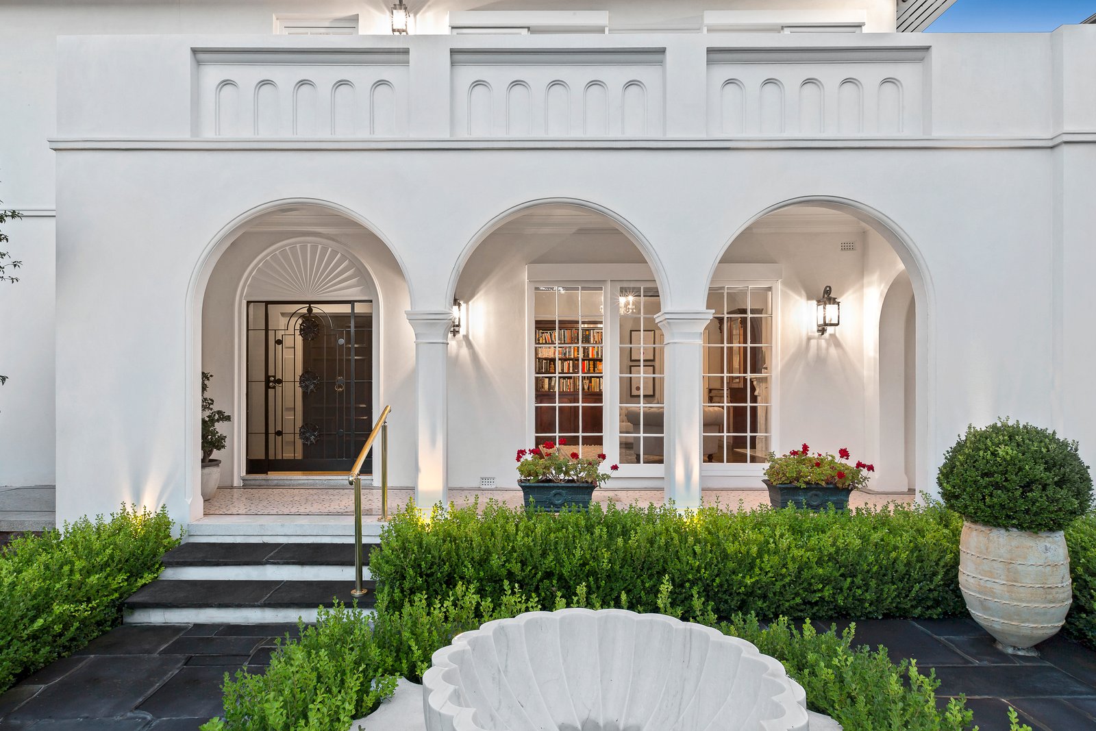 Real Estate and Property in 6 Evans Court, Toorak, VIC