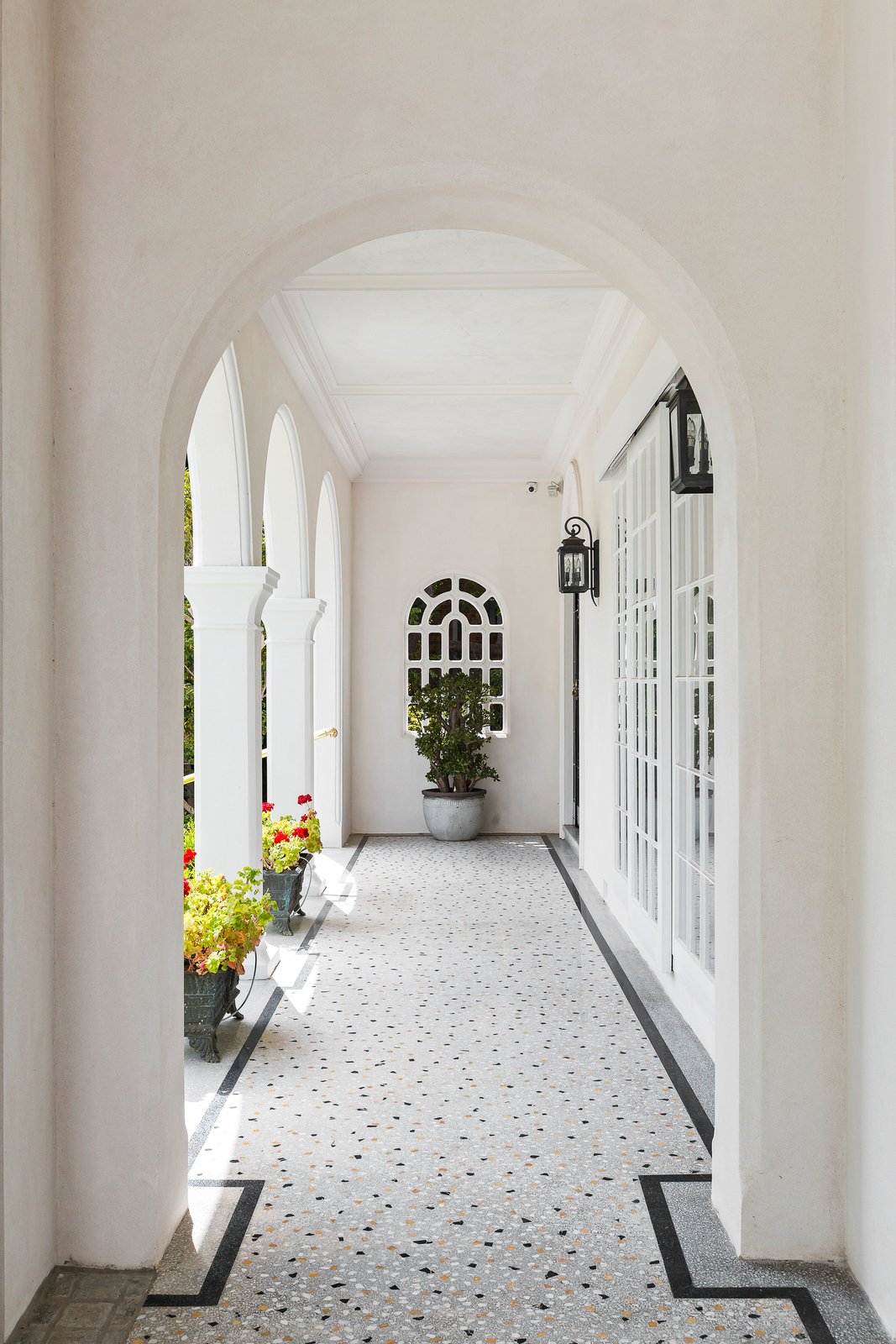 Real Estate and Property in 6 Evans Court, Toorak, VIC