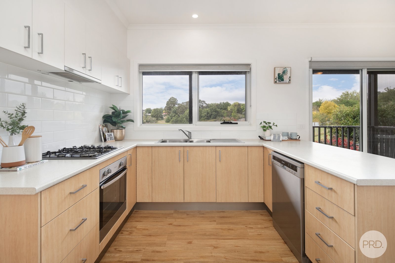 6 Exchange Lane CRESWICK 8