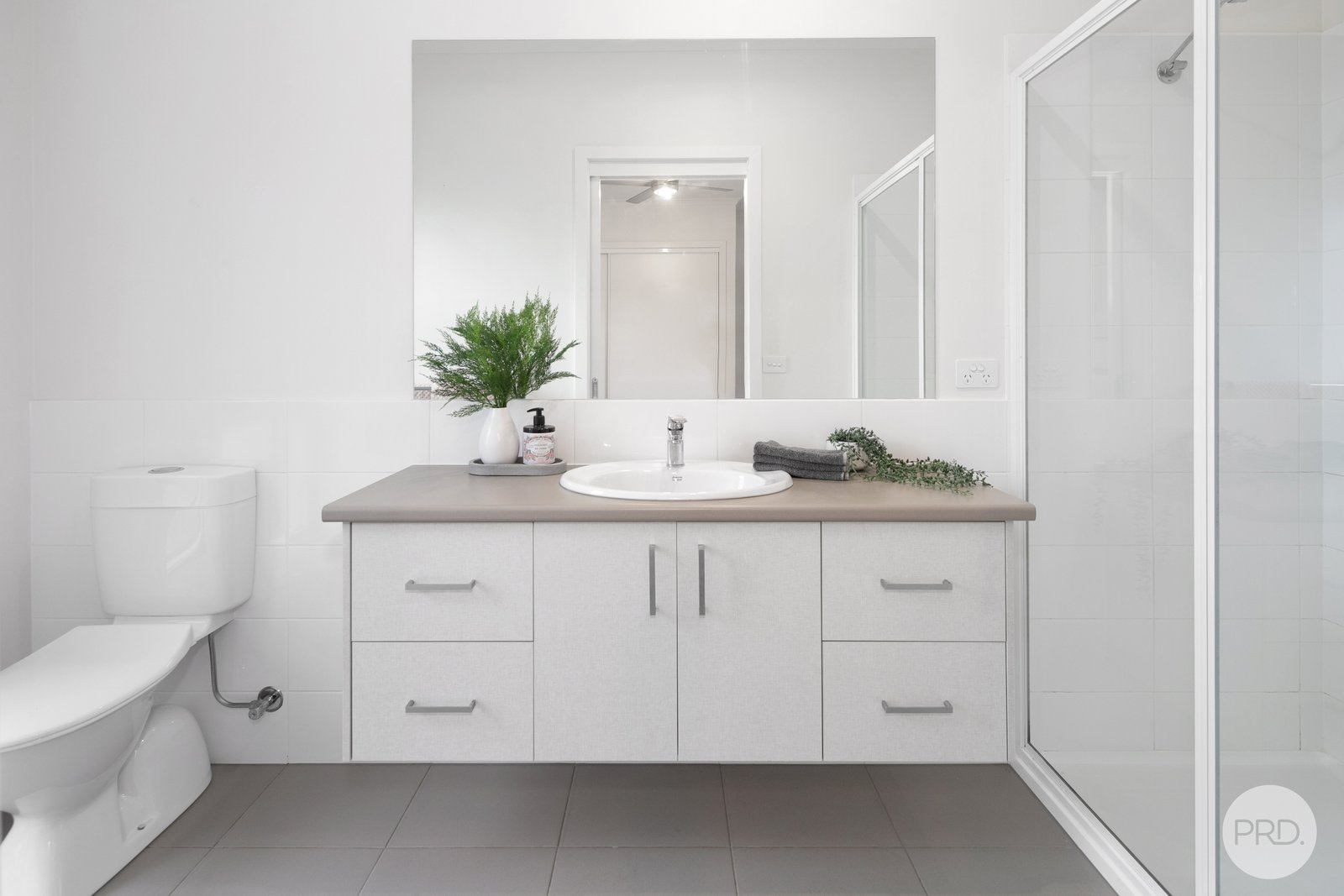 6 Exchange Lane CRESWICK 10