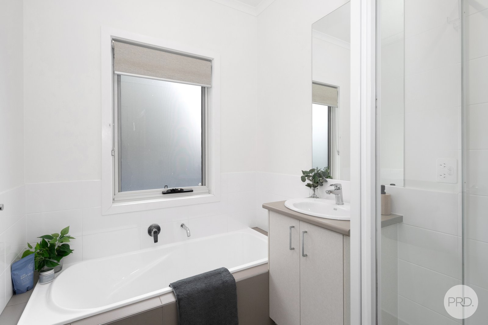 6 Exchange Lane CRESWICK 13