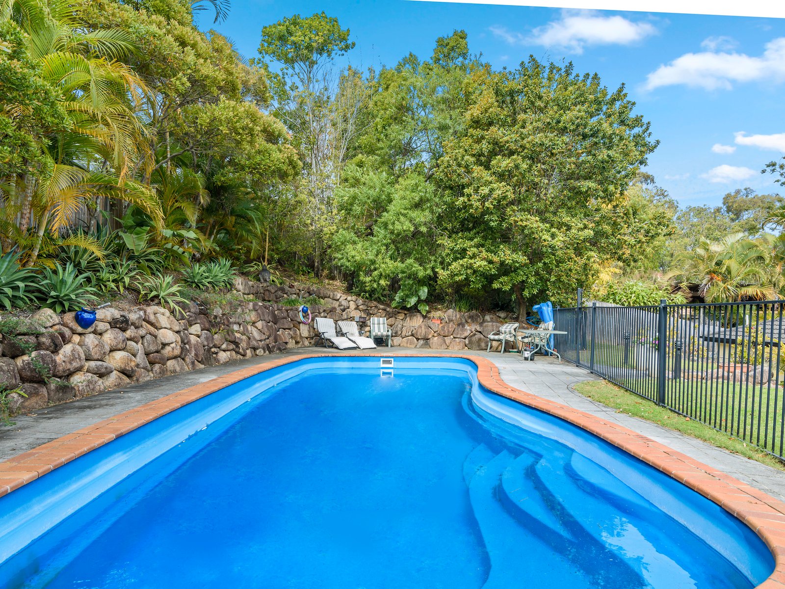 6 Exmouth Court ELANORA 6