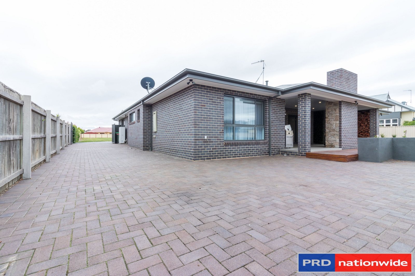 6 Eyre Street BUNGENDORE 6