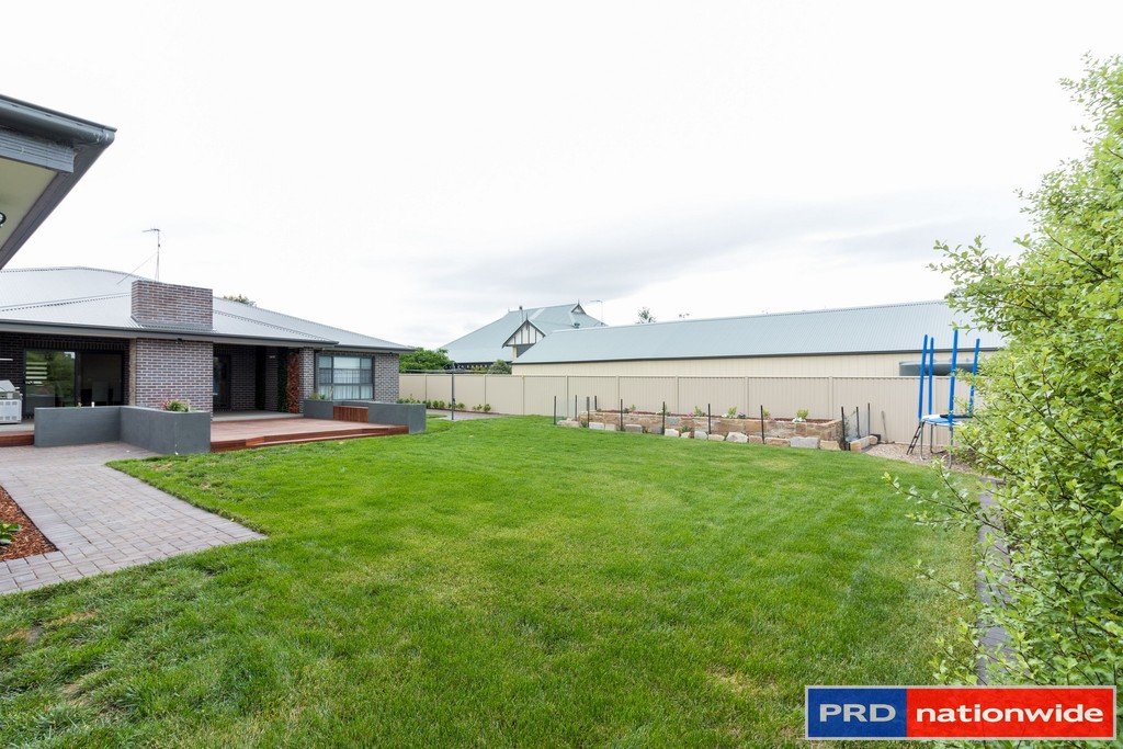 6 Eyre Street BUNGENDORE 23