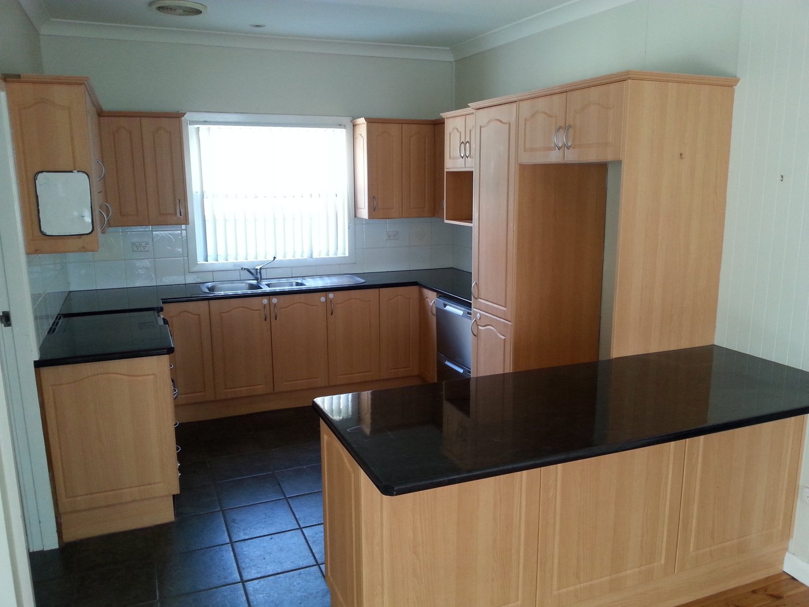 6 Fagans Crescent KENDALL 2