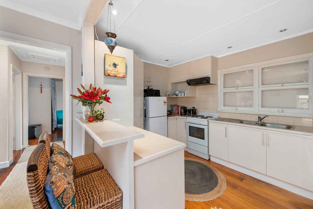 6 Fairfax Road GLENORCHY 4