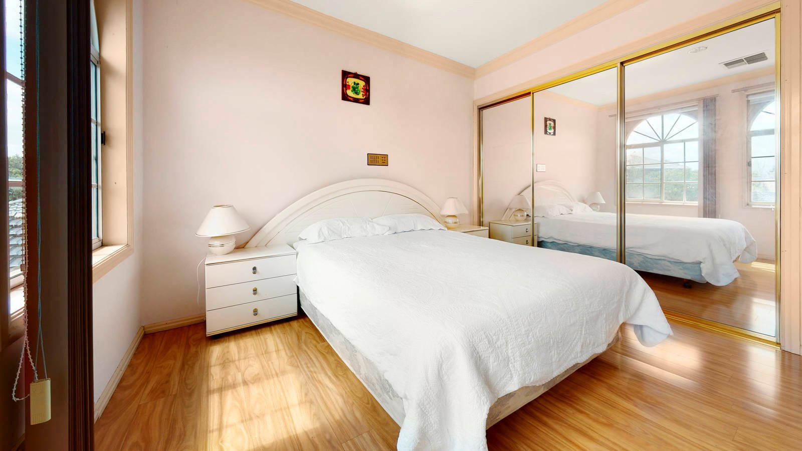 Real Estate and Property in 6 Falconer Court, Keilor, VIC