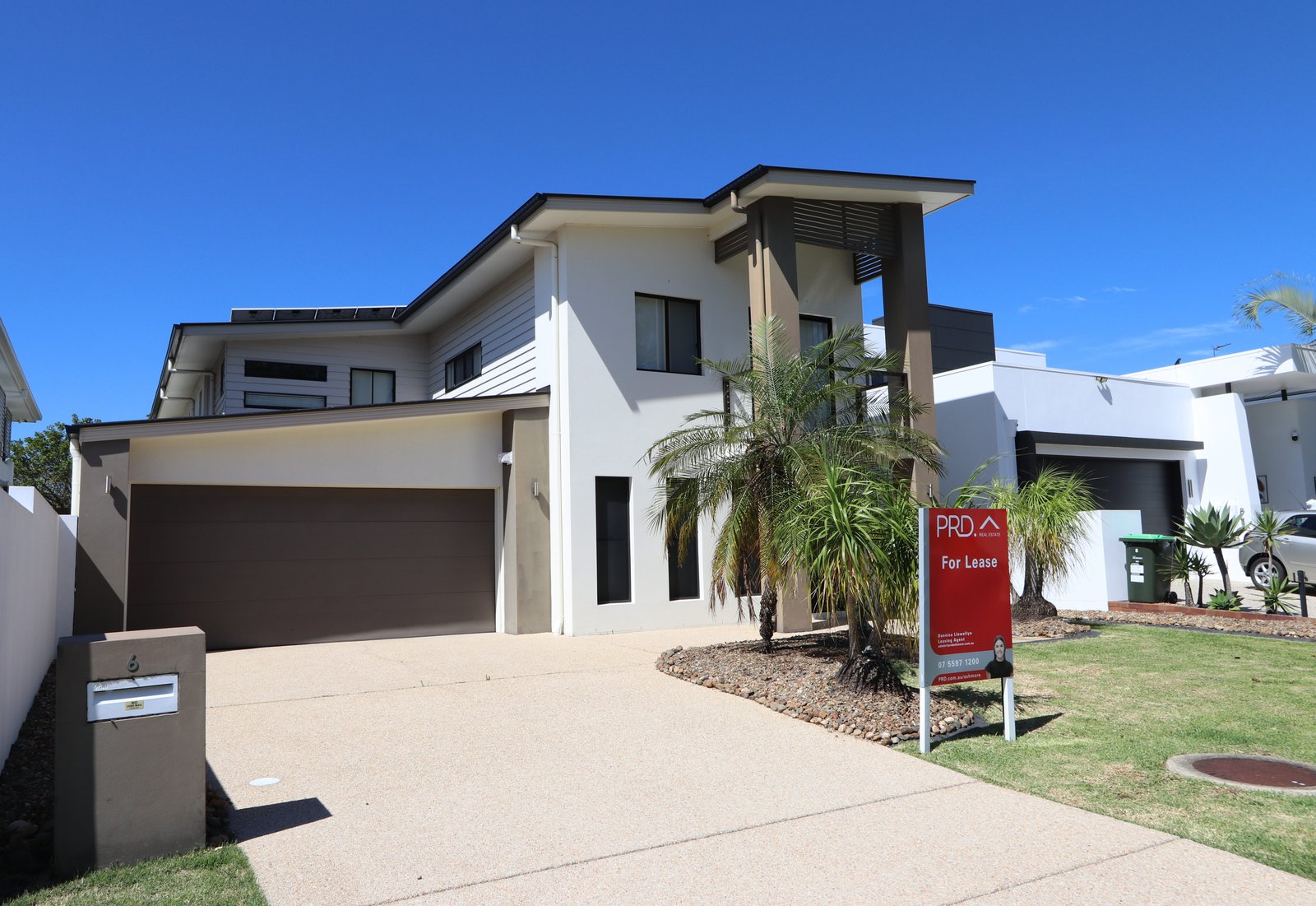 6 Fleetwood Court HELENSVALE 1