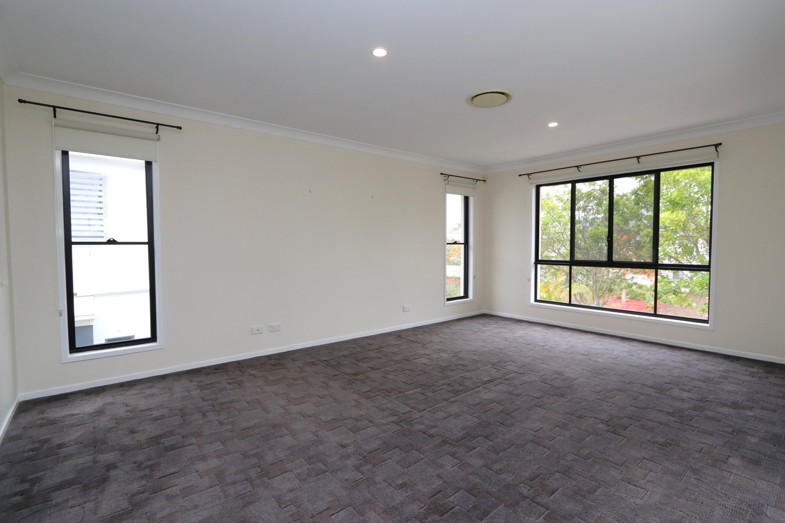 6 Fleetwood Court HELENSVALE 10