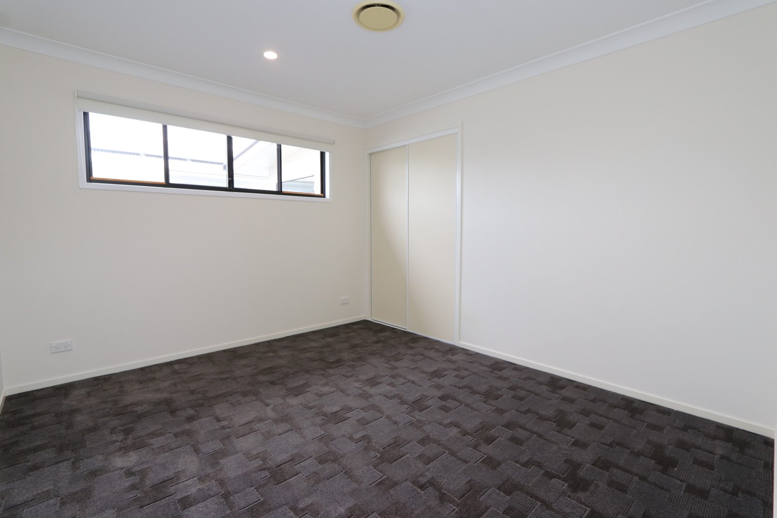 6 Fleetwood Court HELENSVALE 19