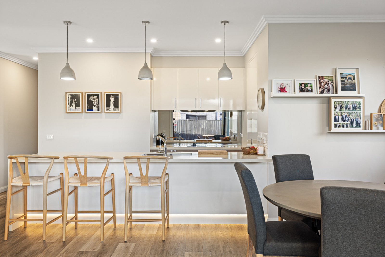 Gallery: 6 Flewin Avenue