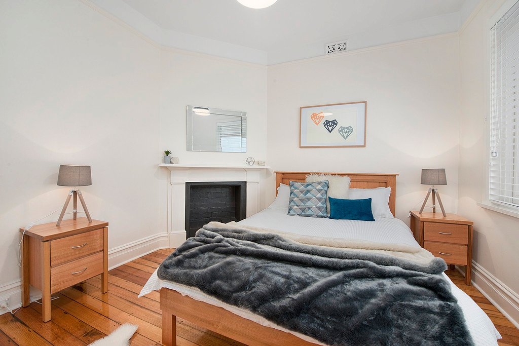 6 Flinders Lane SANDY BAY 6