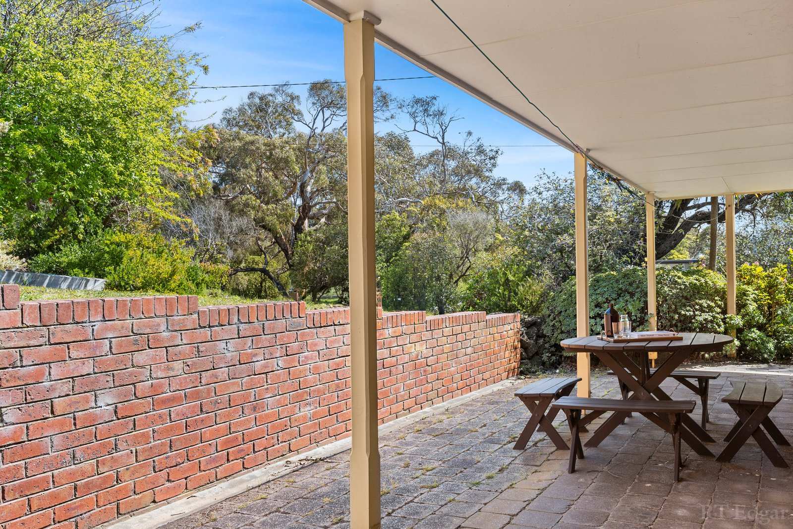 Real Estate and Property in 6 Forrest Court, Anglesea, VIC