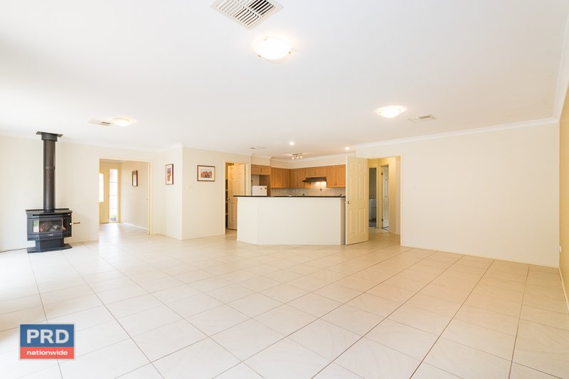 6 Forster Street BUNGENDORE 8