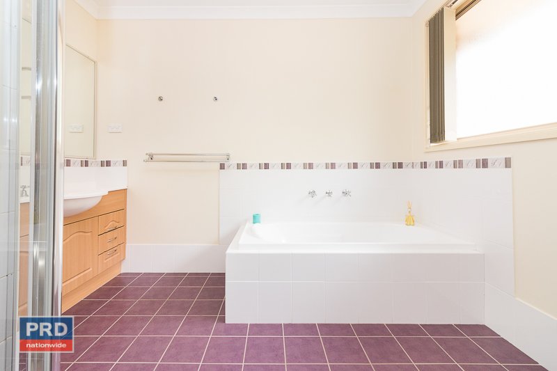 6 Forster Street BUNGENDORE 12