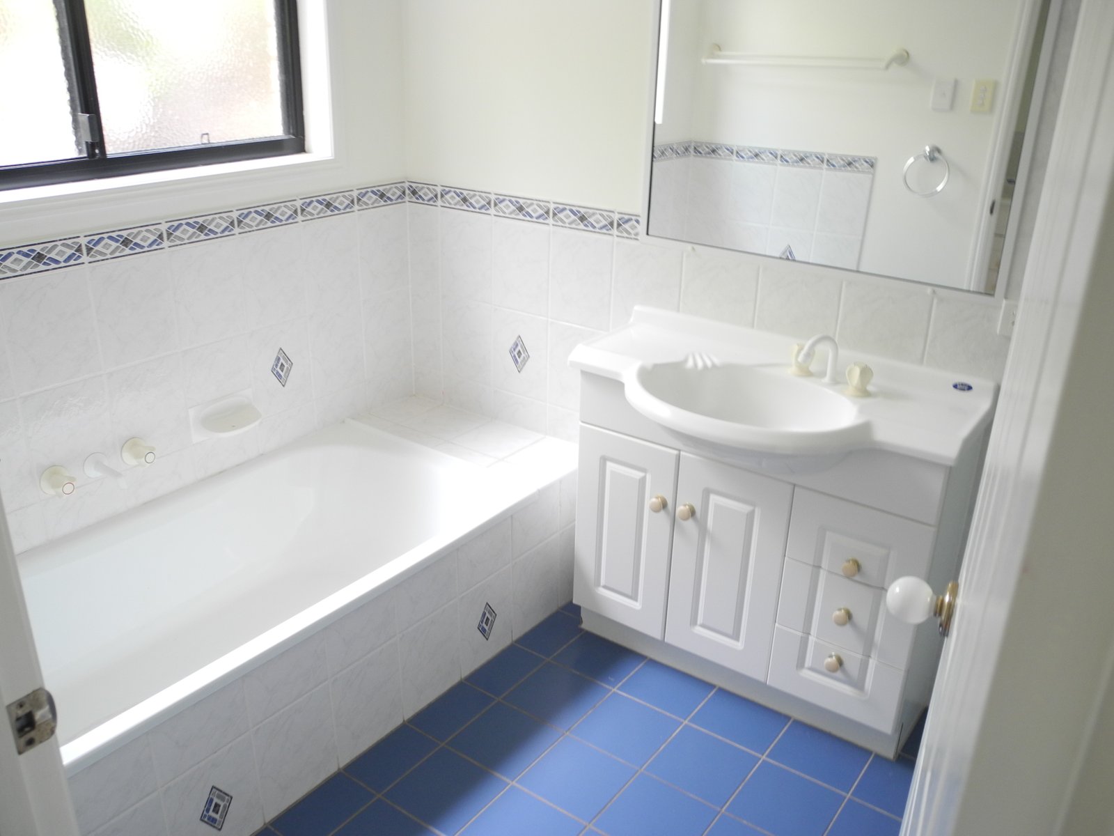 6 FORSYTH Court TANNUM SANDS 4