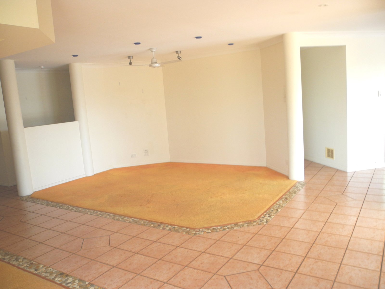 6 FORSYTH Court TANNUM SANDS 8