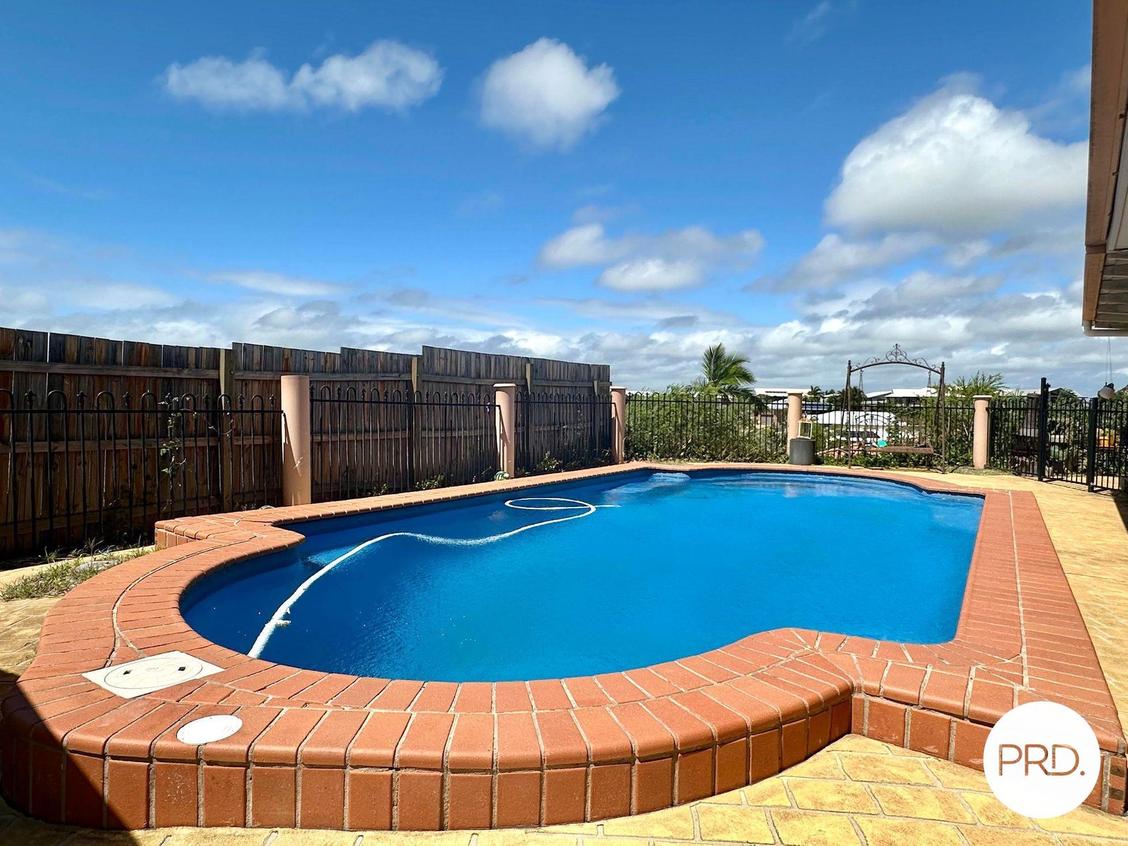 6 FORSYTH Court TANNUM SANDS 16